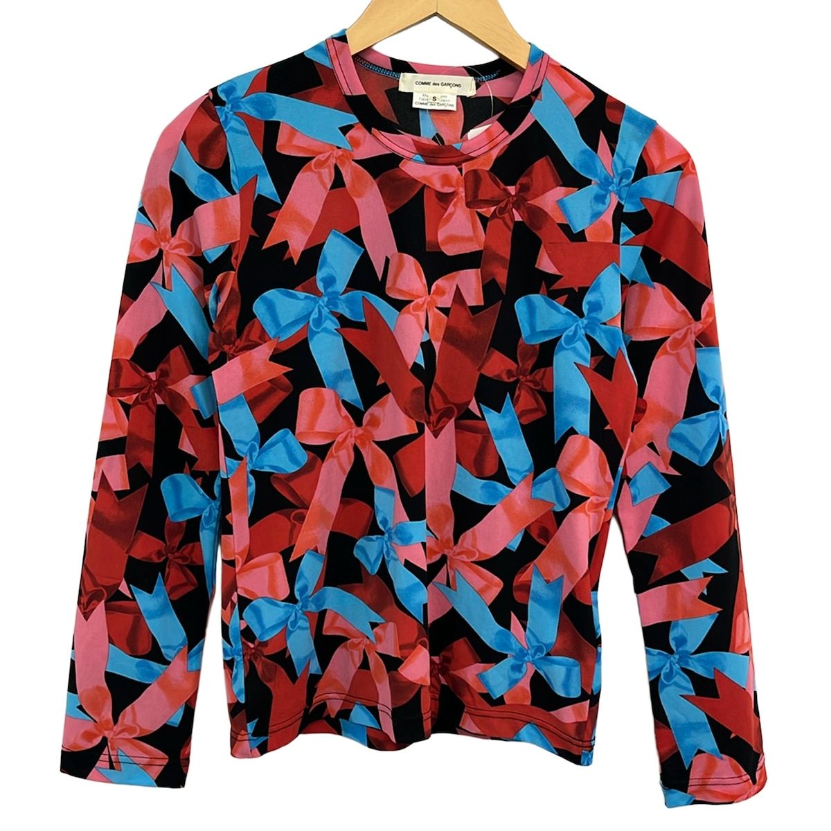 COMMEdesGARCONS(コムデギャルソン) 長袖カットソー サイズS レディース - 黒×レッド×マルチ クルーネック/リボン