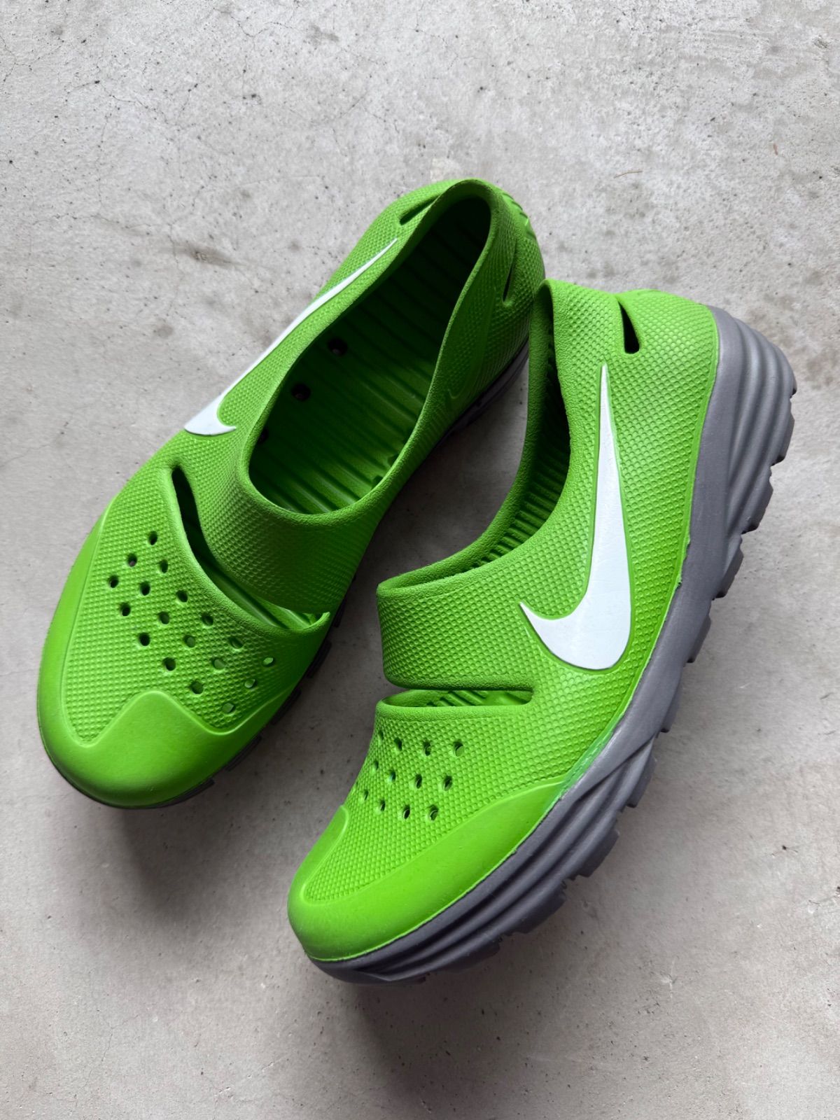 NIKE Solar Soft Sandals
