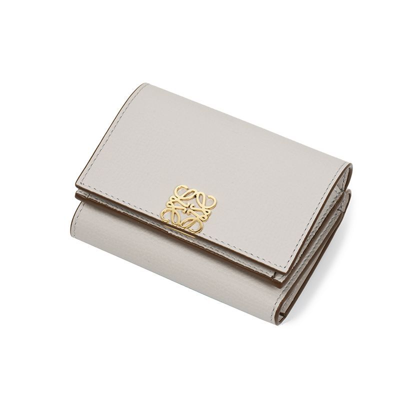 LOEWE ロエベ アナグラム　ライトゴースト トライフォールド ウォレット 三つ折り財布 イタリア正規品 C821TR2X16 8389 新品 ライトゴースト ゴールドアナグラム