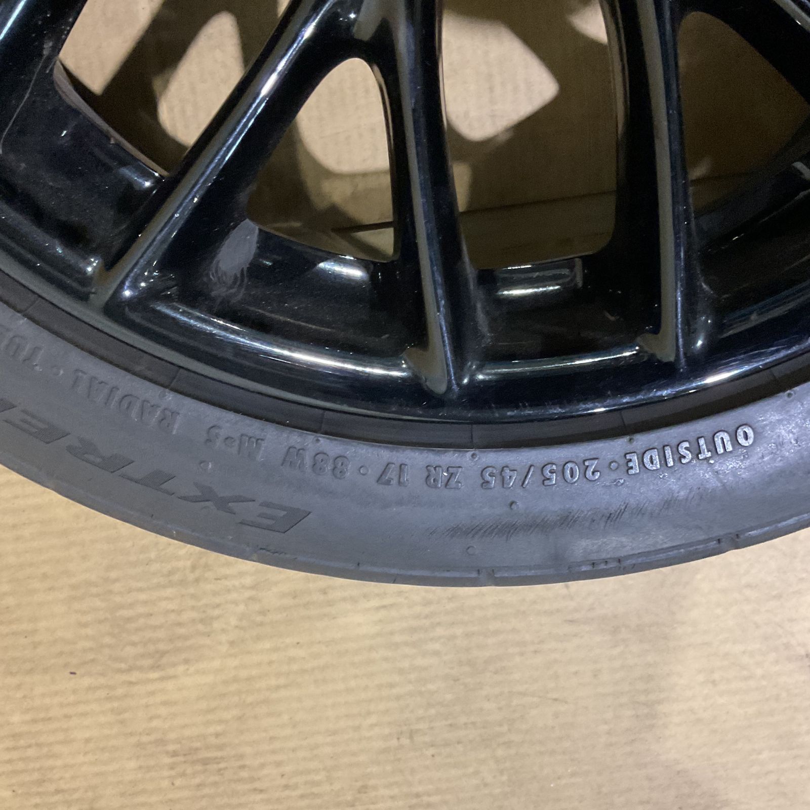 4穴 PCD100 17インチ7J+48 MINI純正アルミ+コンチネンタル 205/45R17