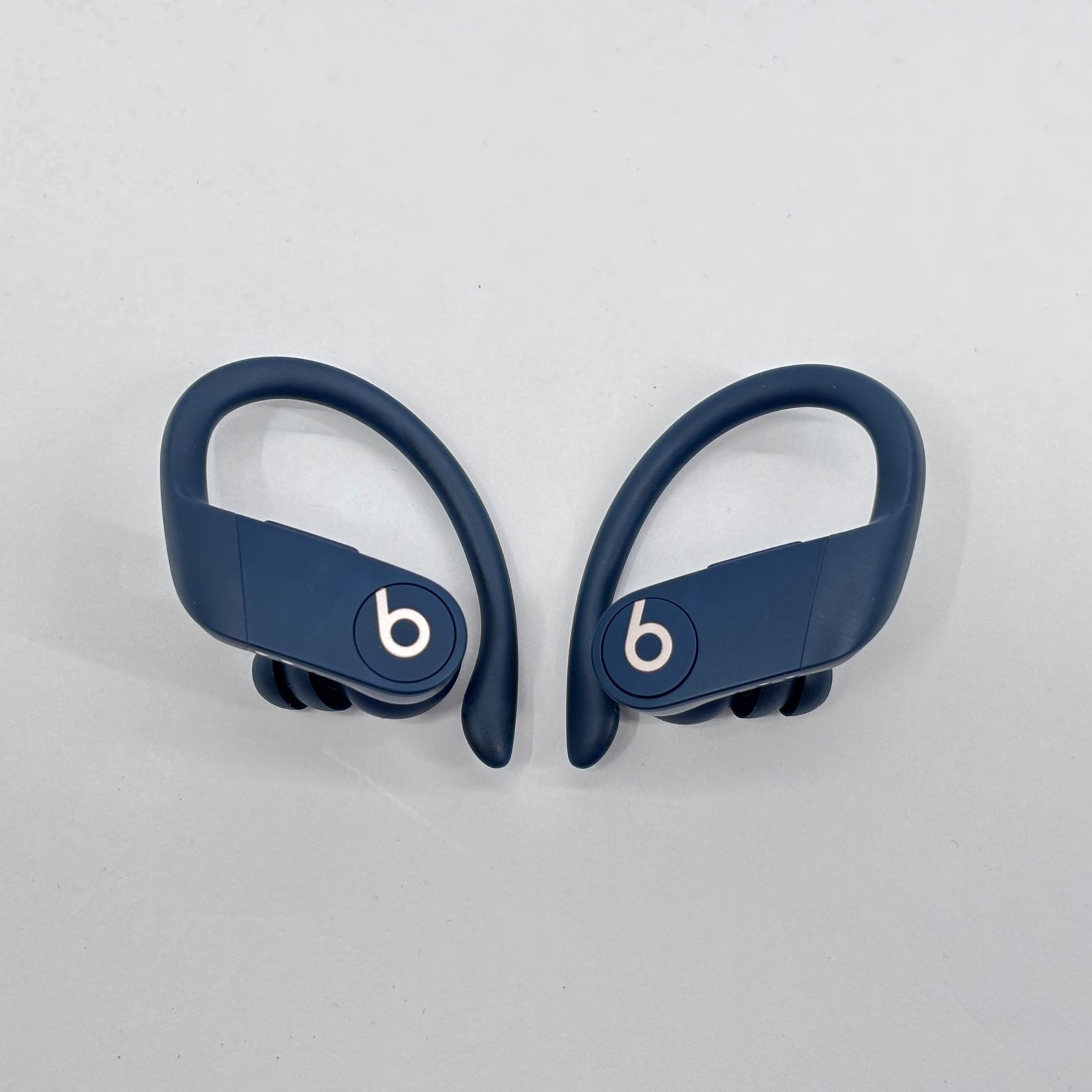 美品 POWER BEATS PRO MV702PA フルワイヤレスイヤホン ネイビー【6171