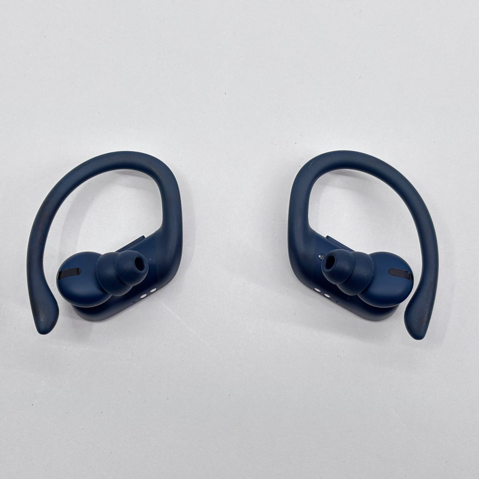 美品 POWER BEATS PRO MV702PA フルワイヤレスイヤホン ネイビー【6171