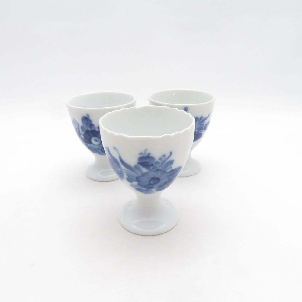 美品 ROYAL COPENHAGEN ロイヤルコペンハーゲン ブルーフラワー 8179/1568 エッグスタンド エッグカップ 3点 セット 陶器 テーブルウェア SU14749V2