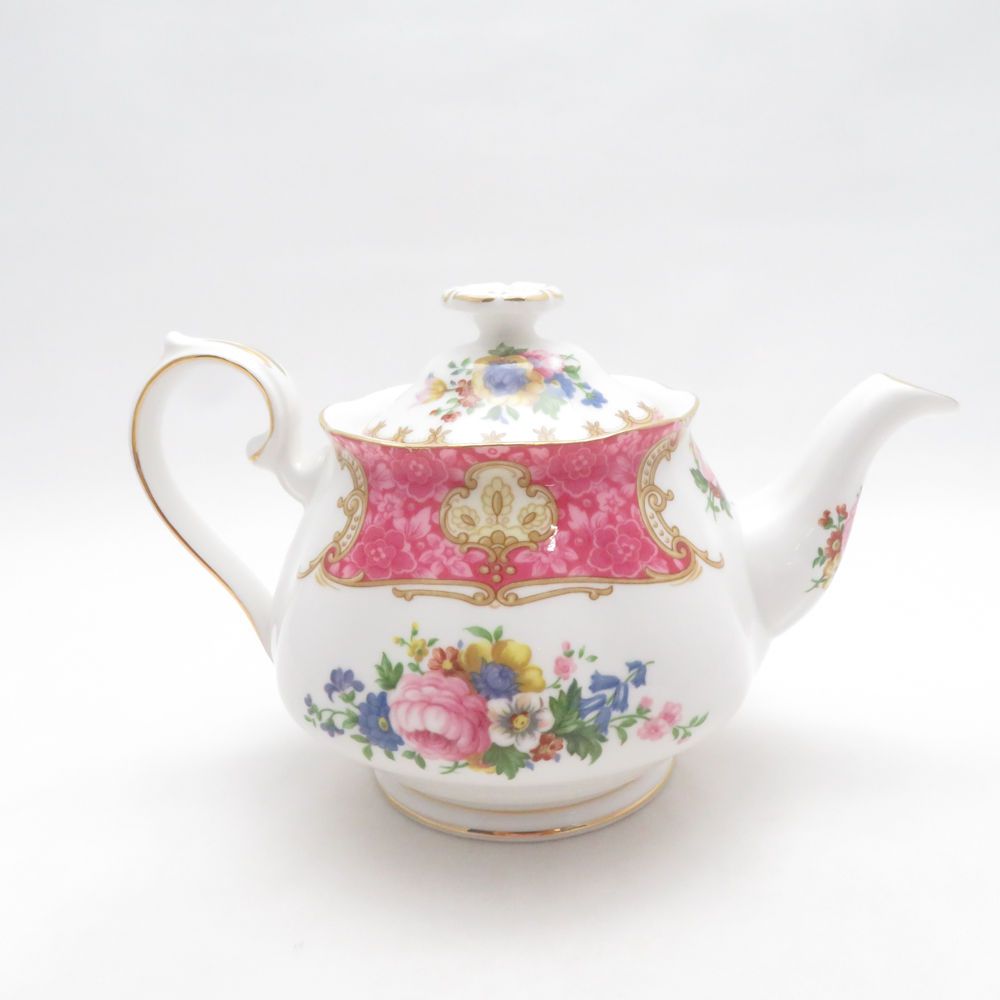 美品 ROYAL ALBERT ロイヤルアルバート レディーカーライル