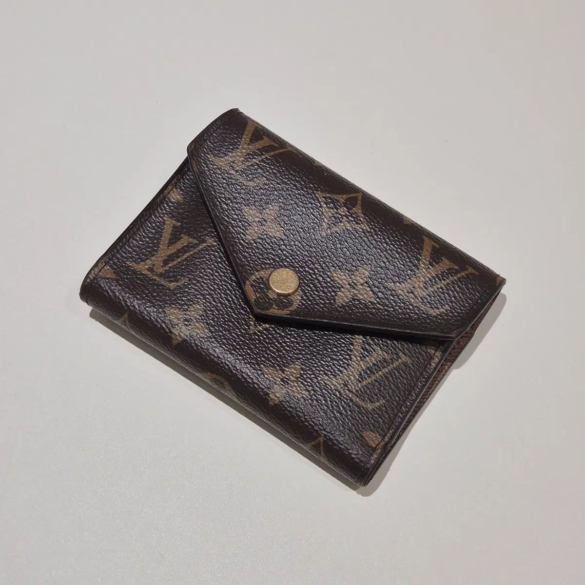 Louis Vuitton ルイヴィトン ヴィクトリン ウォレット 二つ折り財布