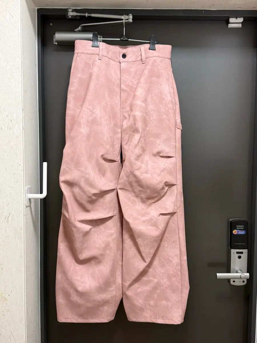 ARE LEX パラシュート ピンク パンツ 11,432円