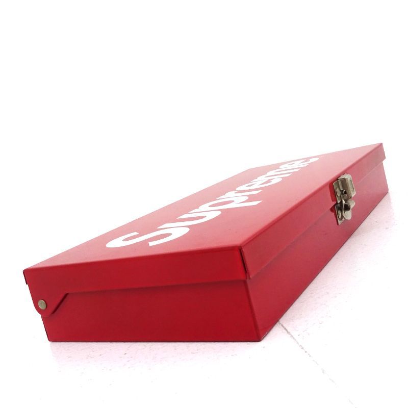 SupremeシュプリームMatadorピルケースwtapsネイバーBOXロゴ 三重店】Supreme シュプリーム Large Metal Storage Box Matador