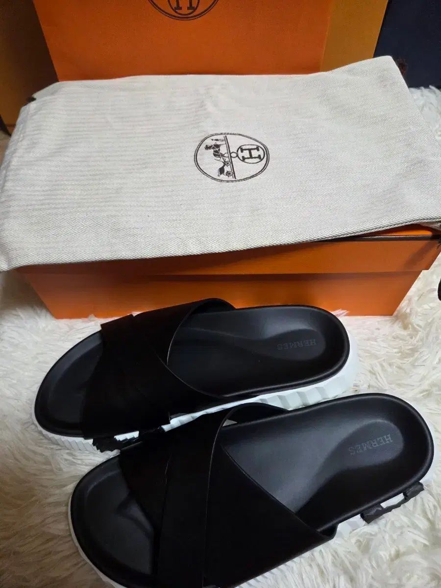 (ほぼ新品) エルメス インファー スリッパ 42size