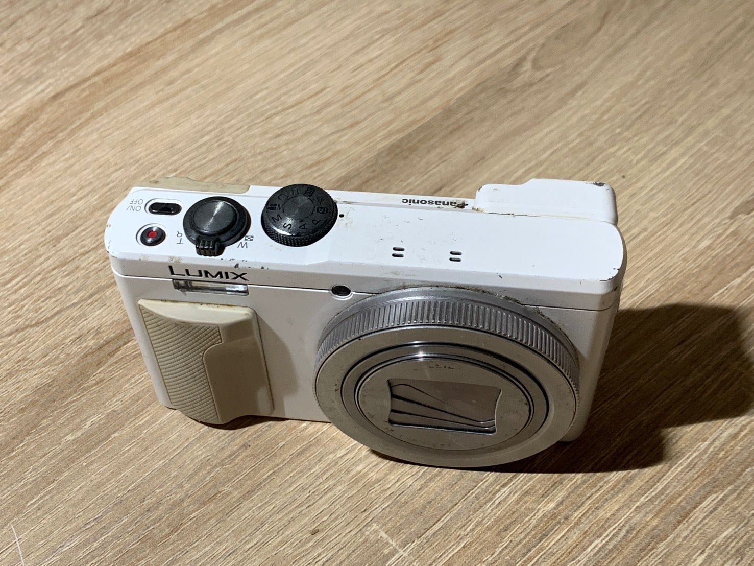 2257 Panasonic LUMIX DMC-TZ85 ホワイト ジャンク品 デジカメ【コ