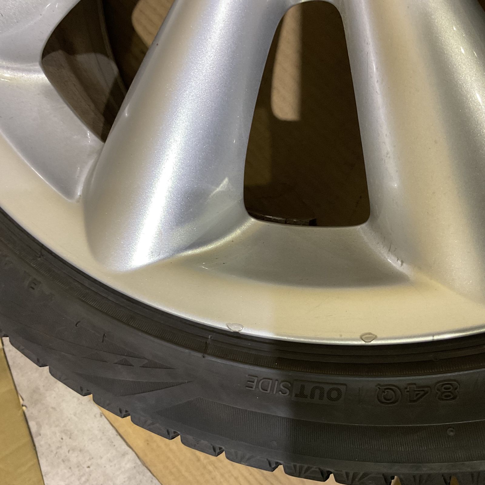 4穴 PCD100 17インチ 7J+48 MINI純正+205/45R17 VRX3 2021年製造 ※交換