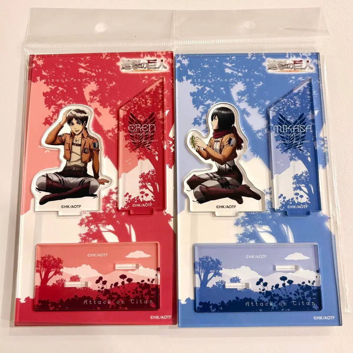 (まとめ売り)進撃の巨人 エレン ミカサ 森 花畑 花冠 アクリルスタンド