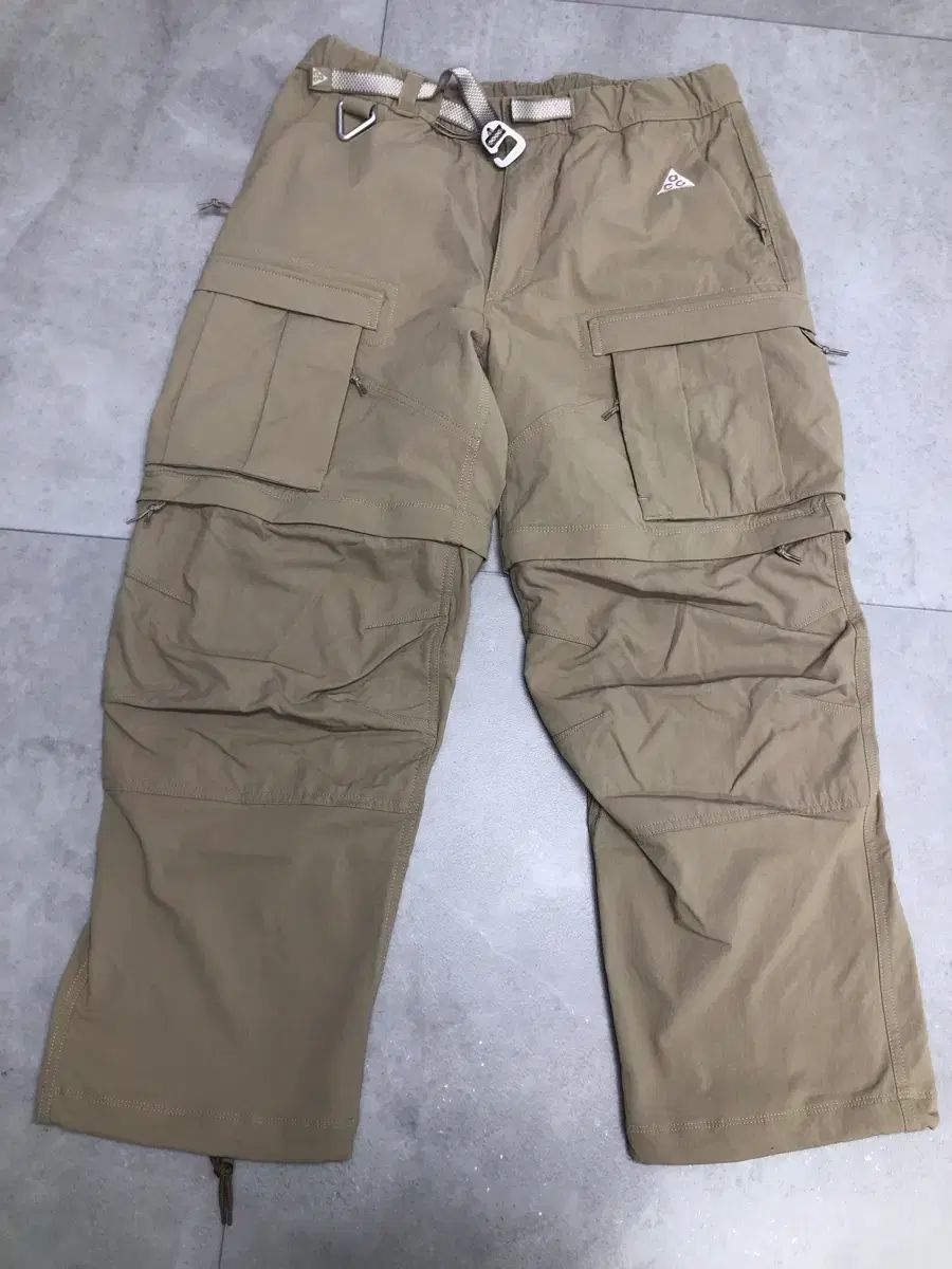 ACG スミス パンツ 27,906円
