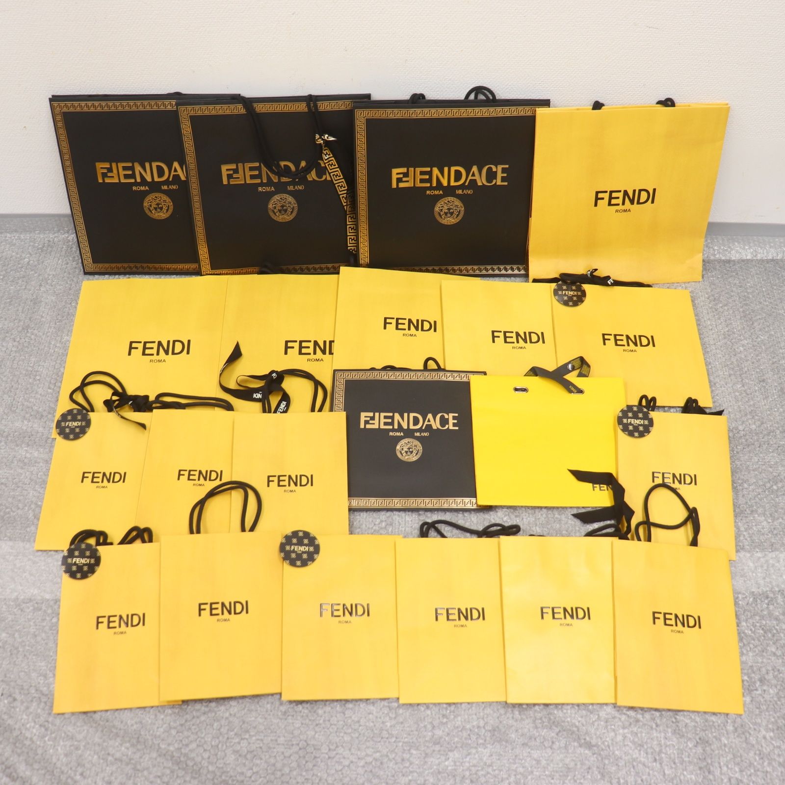 IT6YZQYJ4IZW FENDI フェンディ BOX 空き箱 箱 ショッパー 袋 純正