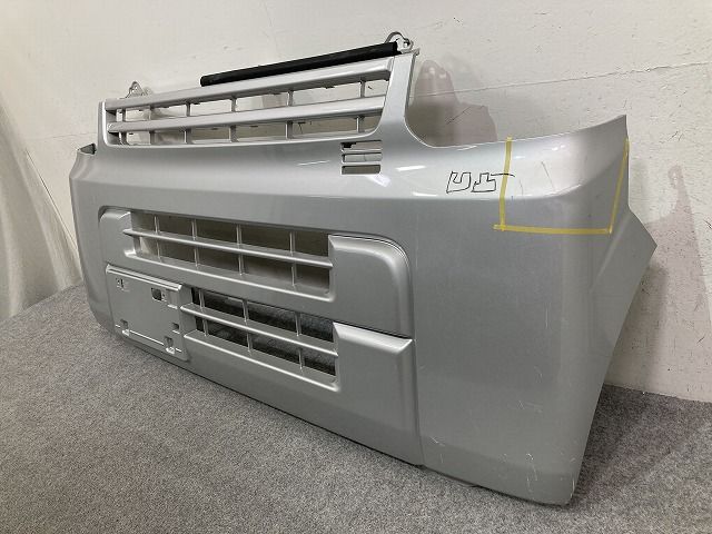 エブリィ DA17V 純正 フロントバンパー Z2S シルバー 71711-64P0