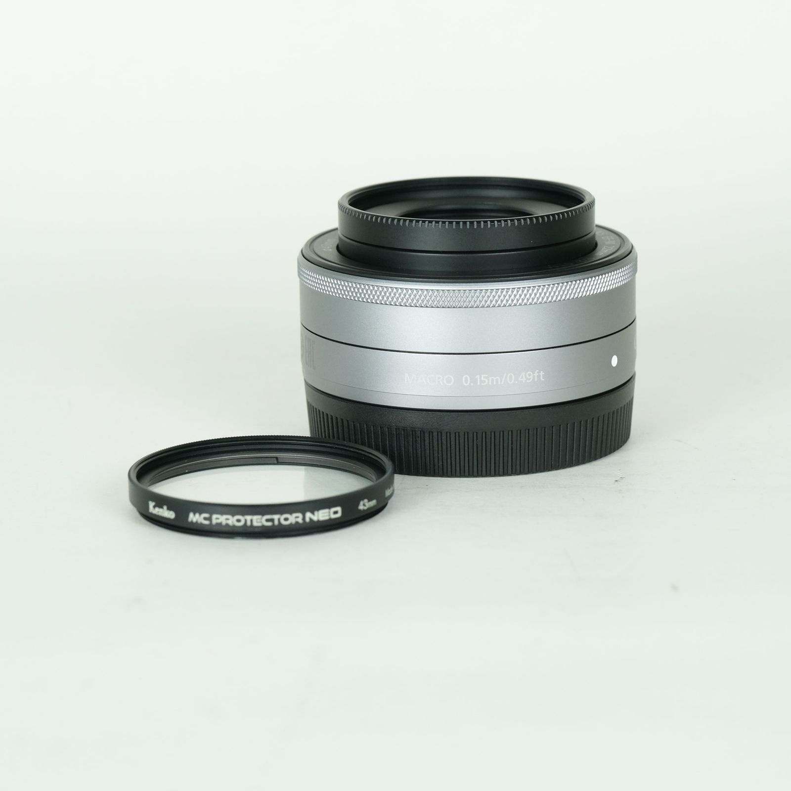 EF M22mm F2 STM シルバー 純正レンズフード、フィルター付き