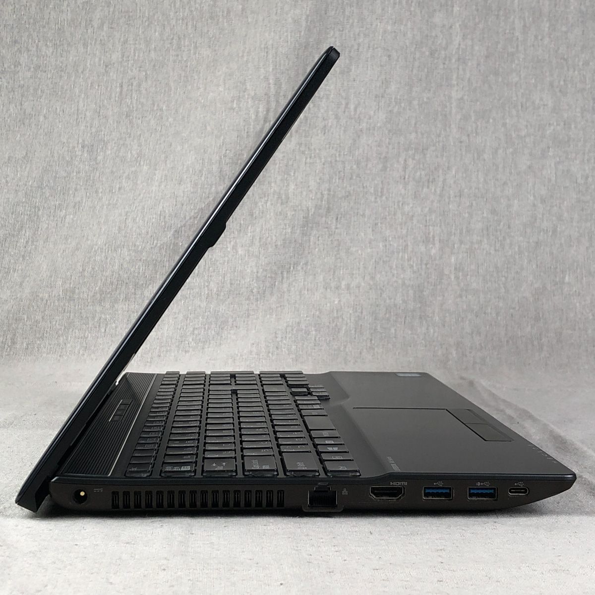 ジャンク FUJITSU LIFEBOOK AH53/D3 i7-8565U - メルカリ