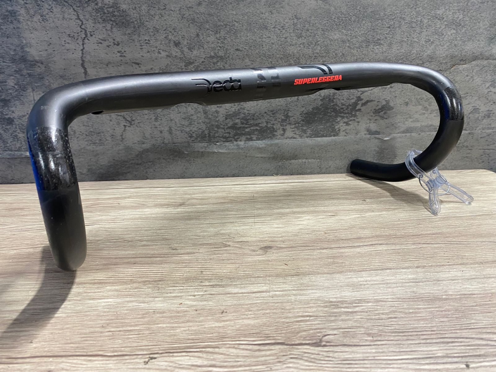 KI696 デダ DEDA SUPERLEGGERA カーボン ドロップハンドル Φ31.75mm