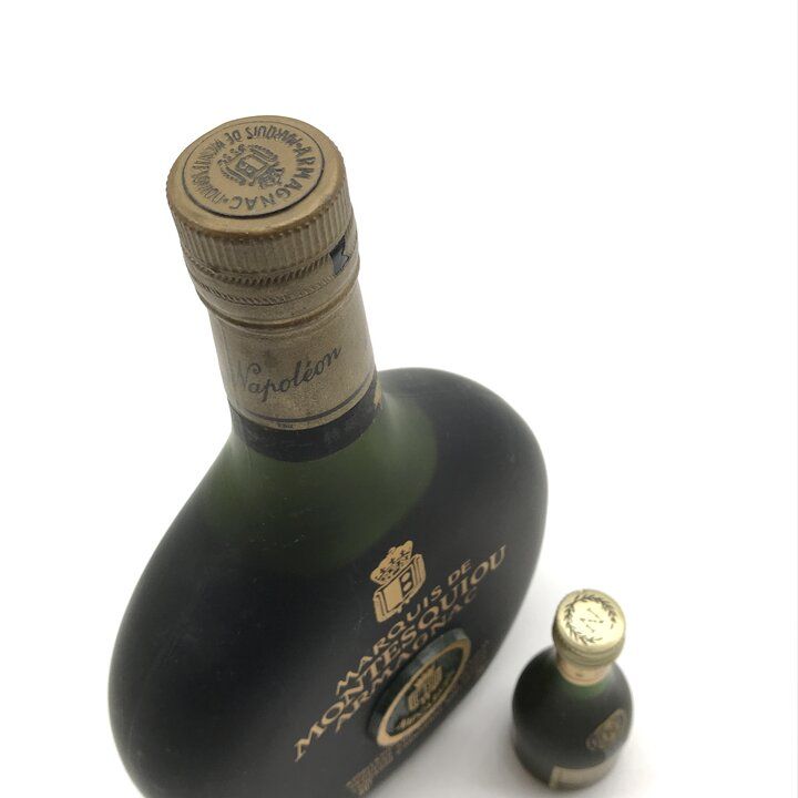 未開栓 マルキドモンテスキュー ナポレオン アルマニャック 700ml +
