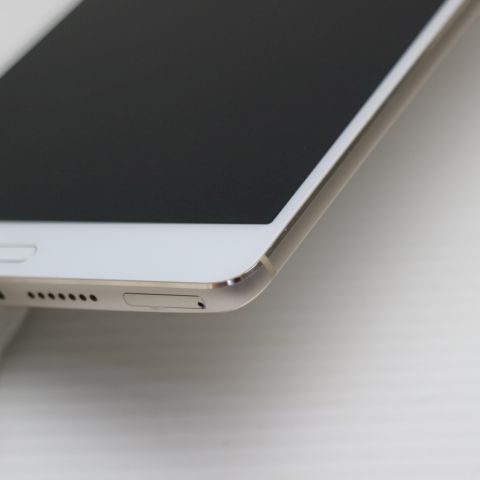 超美品 d-01J dtab Compact ゴールド タブレット 白ロム タブレット