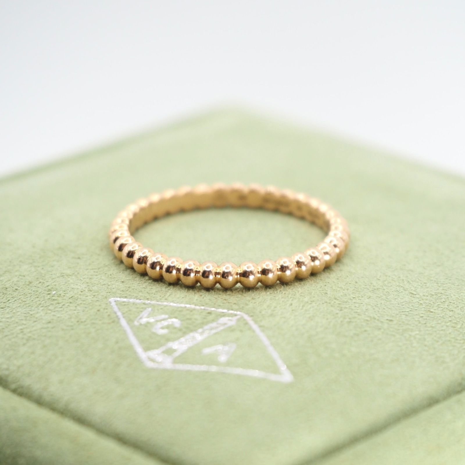 Van Cleef & Arpels 約12号 ペルレ リング スモール K18 ローズ