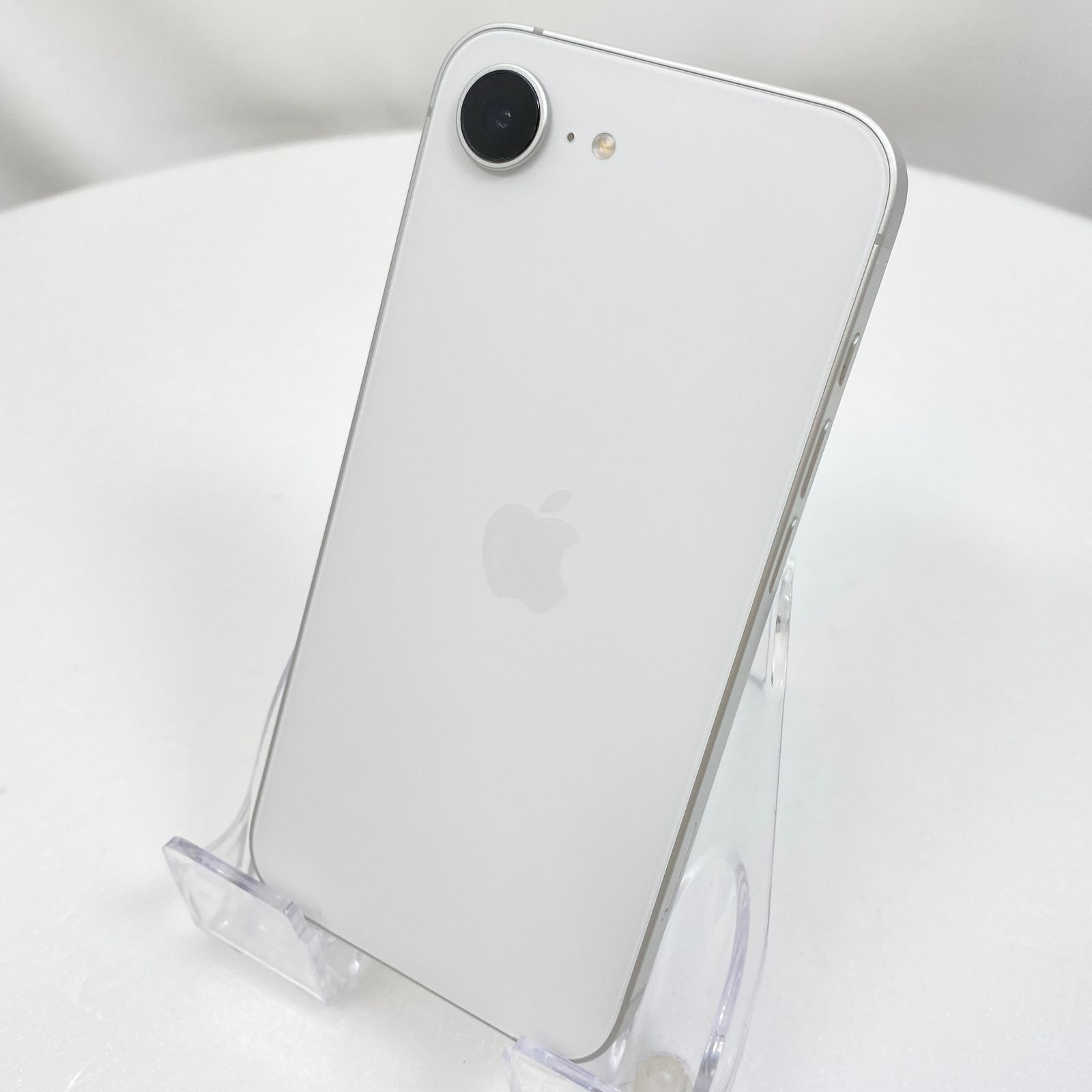 iPhone 16e 128GB ホワイト Aランク 98% SIMフリー/MD1R4J - メルカリ