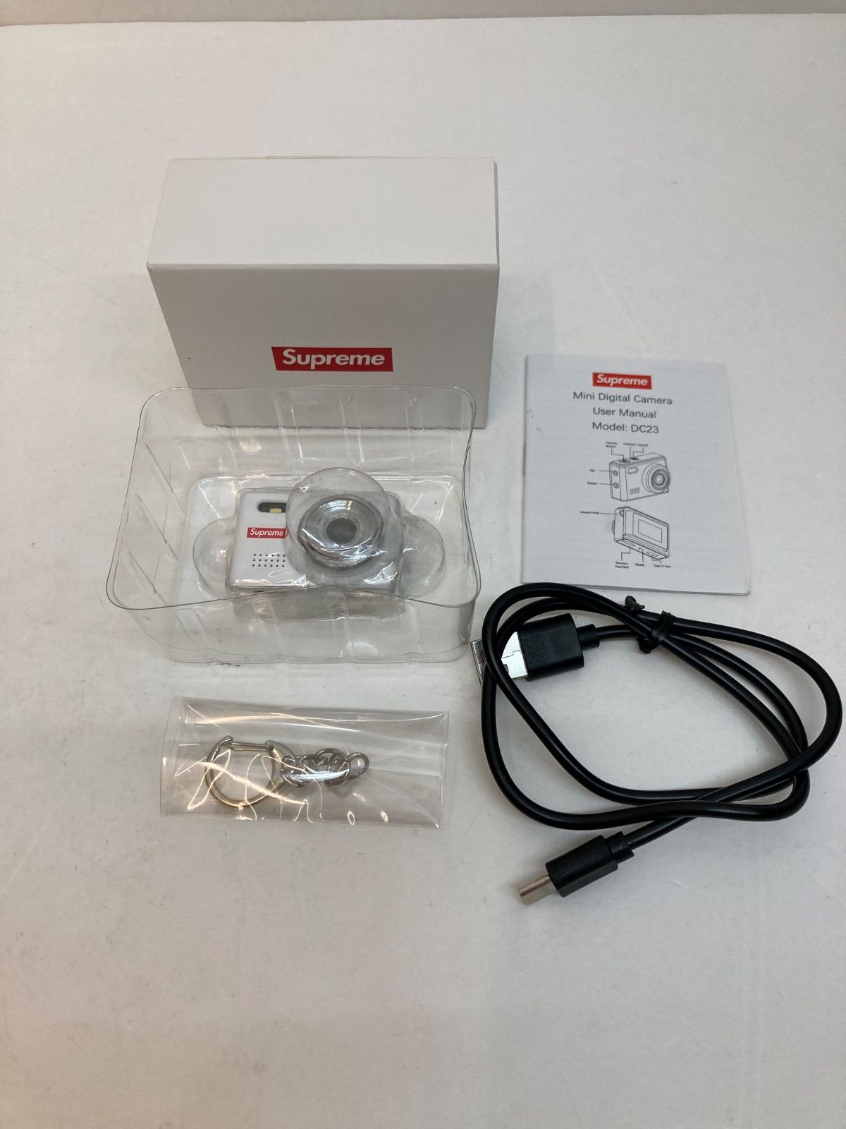 【広店】Supreme Mini Digital Camera 2025FW1009027　デジタルカメラキーチェーン 【414-0307】