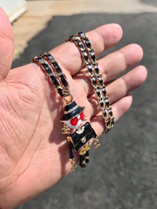 ジュエリー レディース ネックレス ペンダントネックレス 1個 女性用 繊細なロボット ハンドメイド エナメル クラフト ファッショナブル ロングネックレス