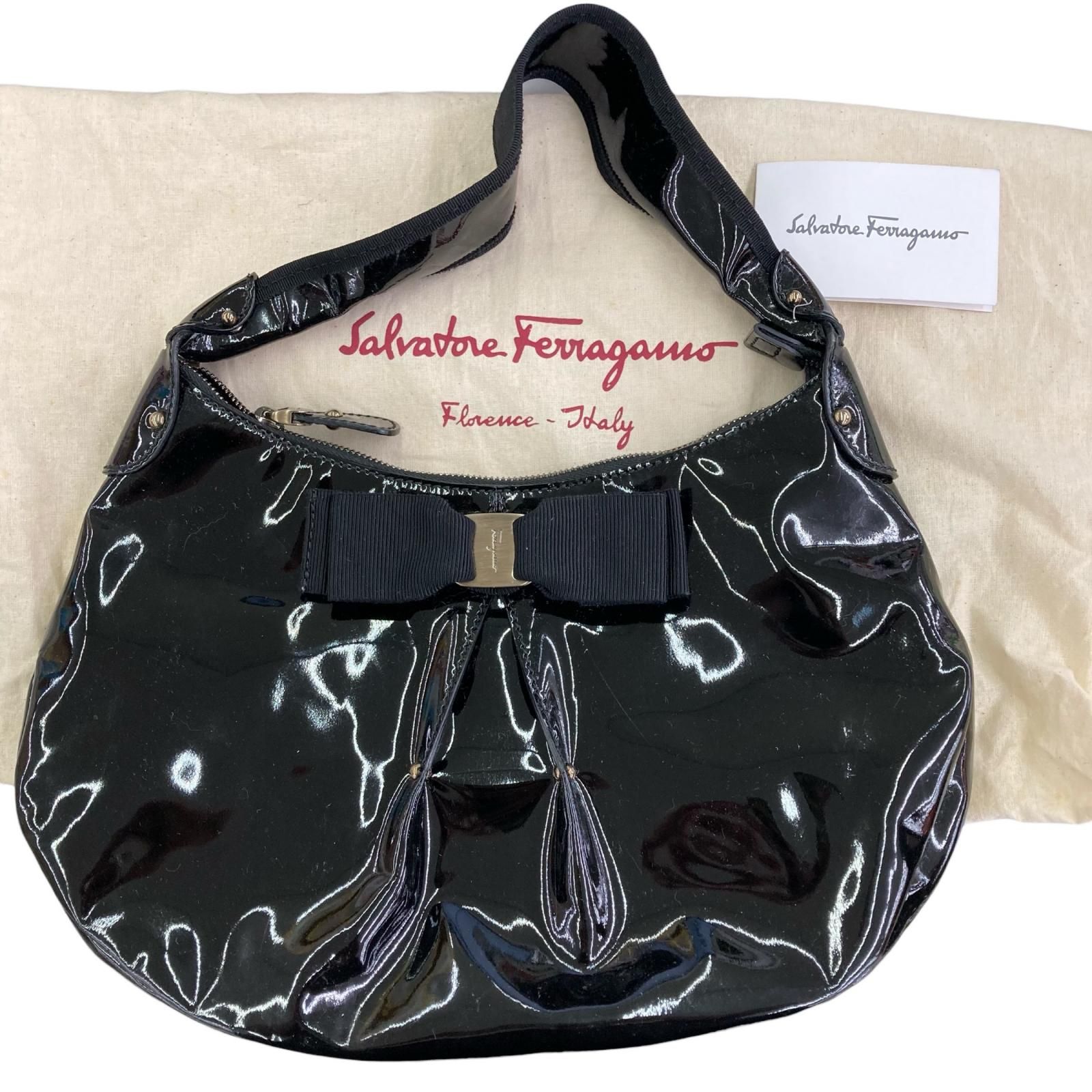 サルヴァトーレ フェラガモ　エナメル　パテント　レザー　5 1/2 D ブラック 180053 訳アリ品 Salvatore Ferragamo サルヴァトーレフェラガモ