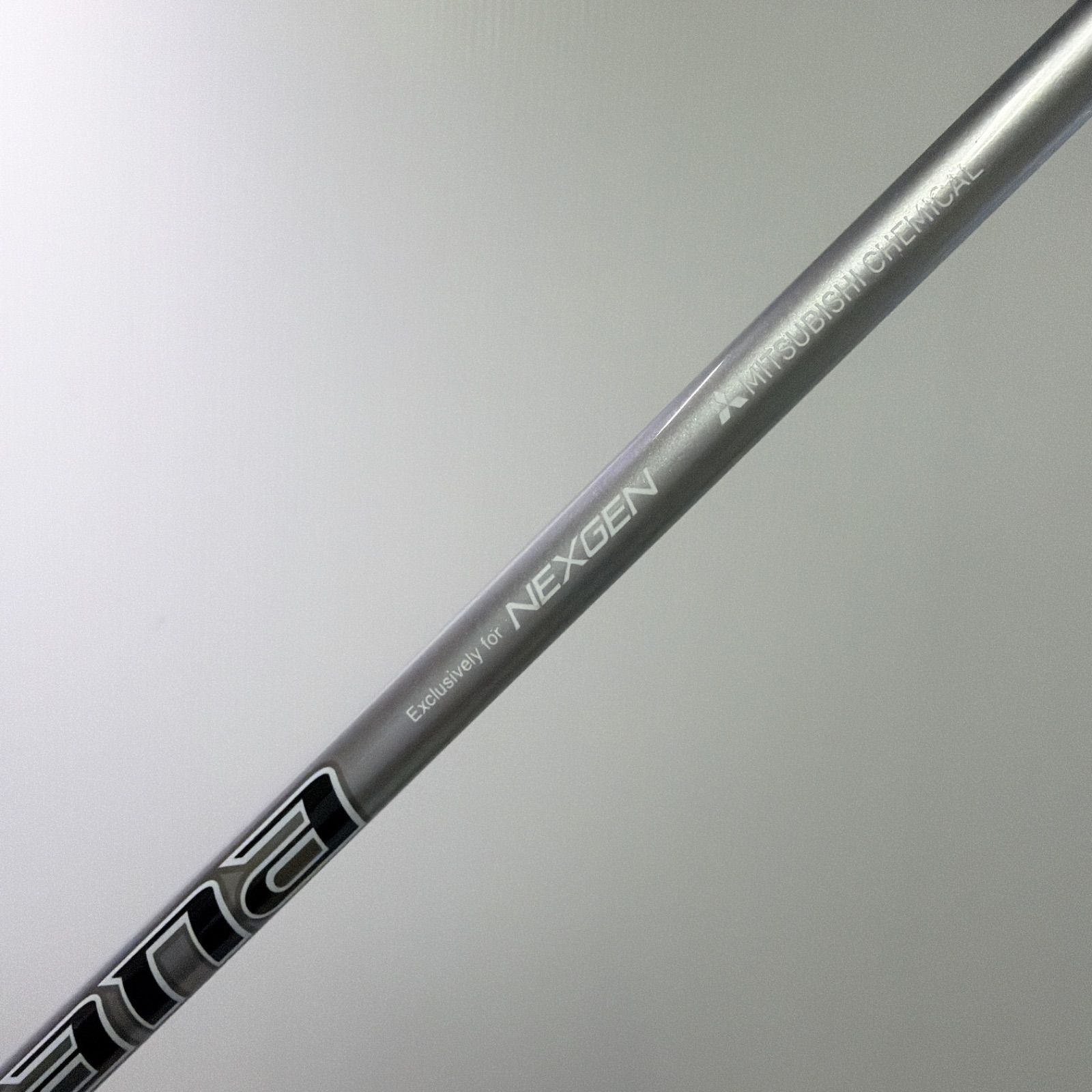 新品グリップ ドライバーシャフト Diamana Exclusivity for NEXGEN