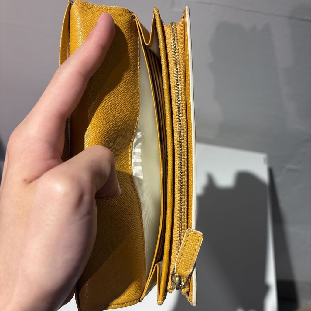 agnes.b アニエスベー Bifold Long Wallet 二つ折り長財布 SJI-21
