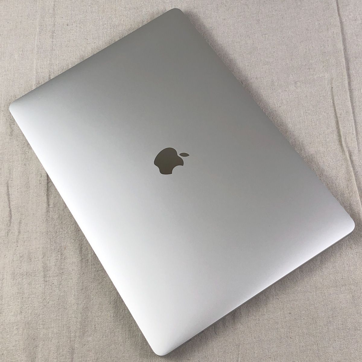 MacBook Pro 16