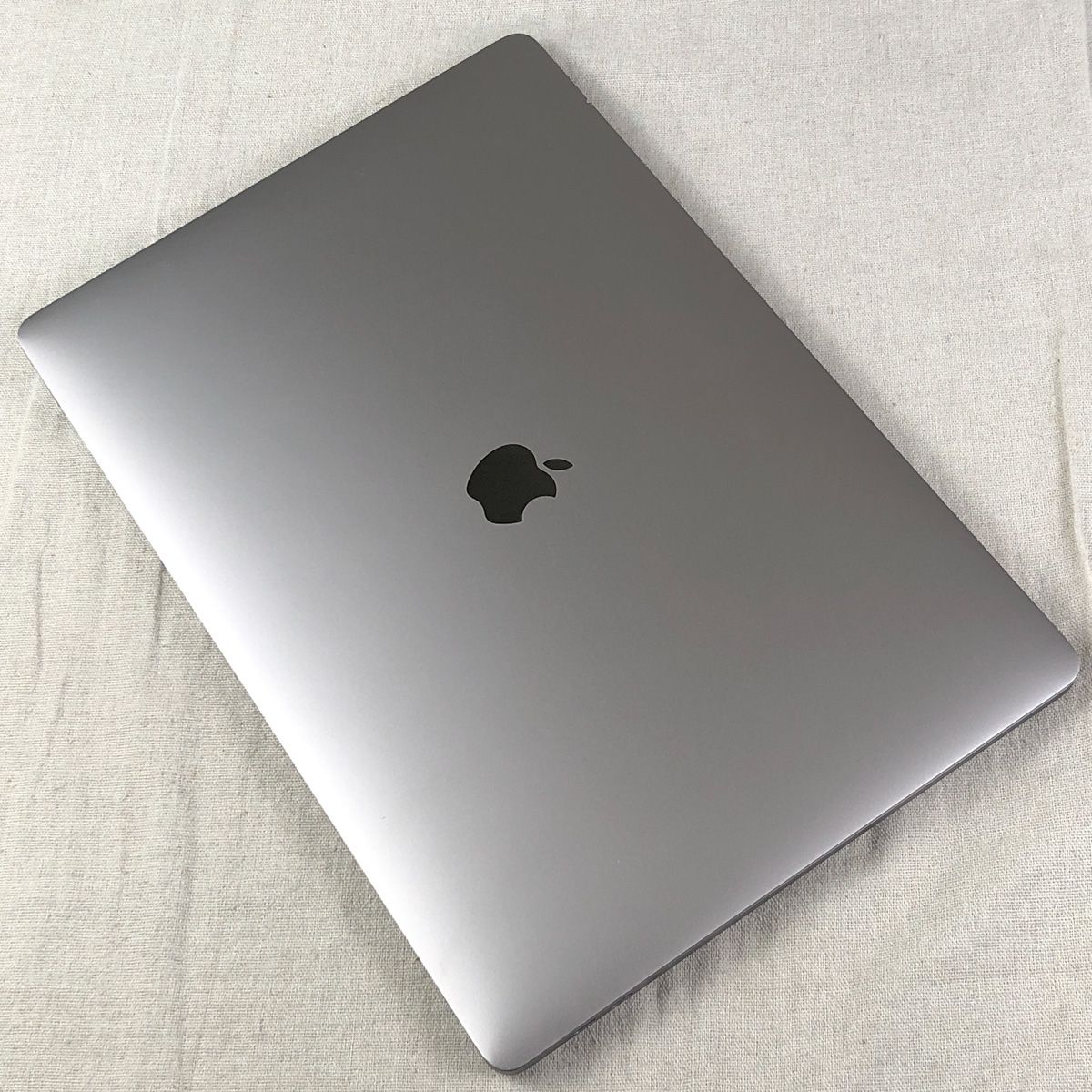 ジャンク品・本体のみApple MacBook Pro (16インチ 2019)【Radeon Pro