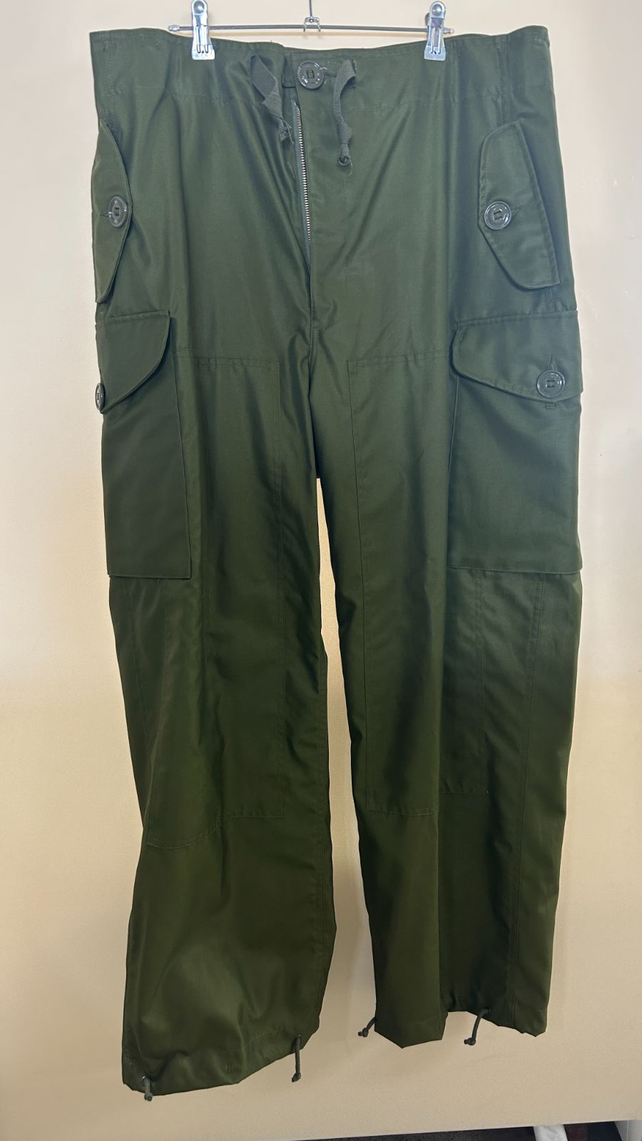 DEADSTOCK 80s カナダ軍 オーバーパンツ カーゴパンツ L 実物 80's 実物 カナダ軍 ECWウィンドプルーフオーバーパンツ デッド