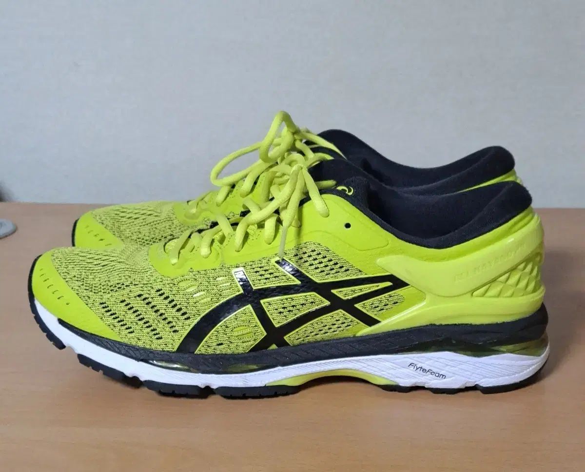 アシックス 280 ゲル カヤノ 24 6,144円