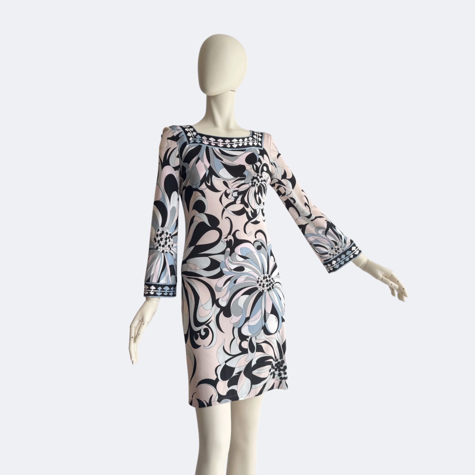 EMILIO PUCCI エミリオプッチ 花柄 ワンピース フラワー 七分袖 - メルカリ