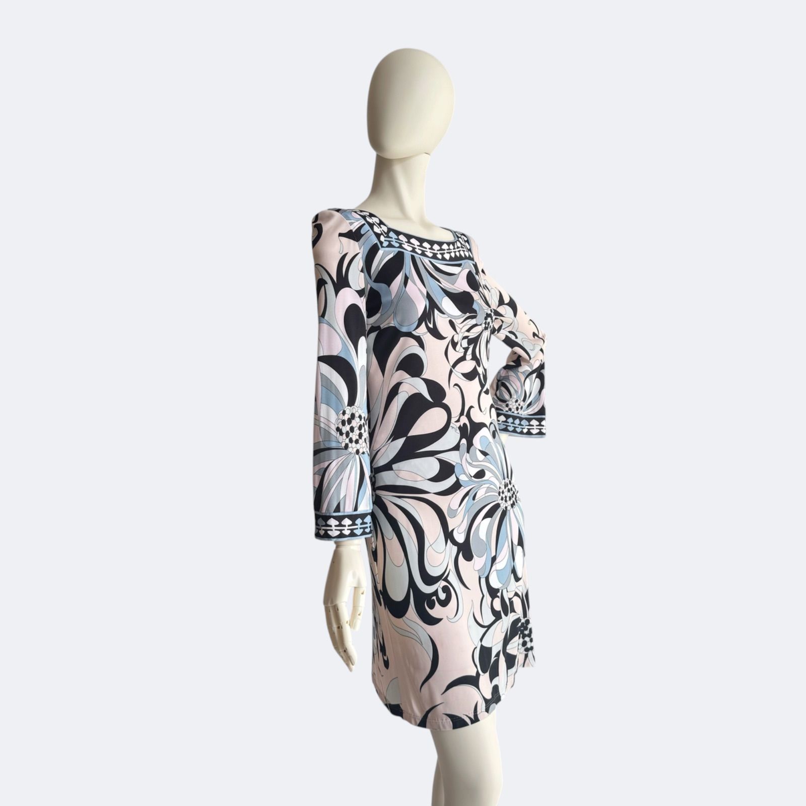 EMILIO PUCCI エミリオプッチ 花柄 ワンピース フラワー 七分袖 - メルカリ