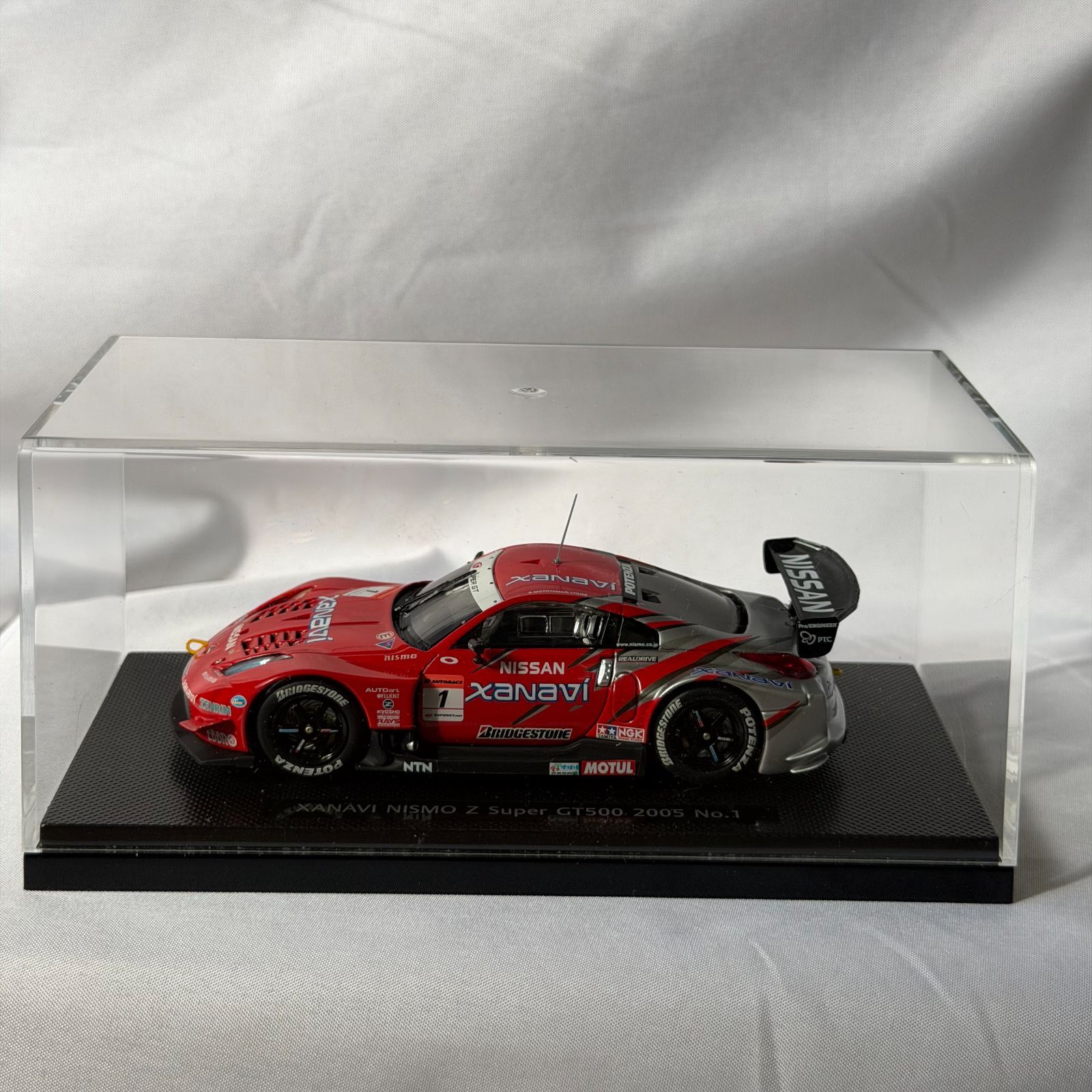1/43 エブロ ザナヴィ ニスモ Z スーパーGT500 2005 No.1 ミニカー