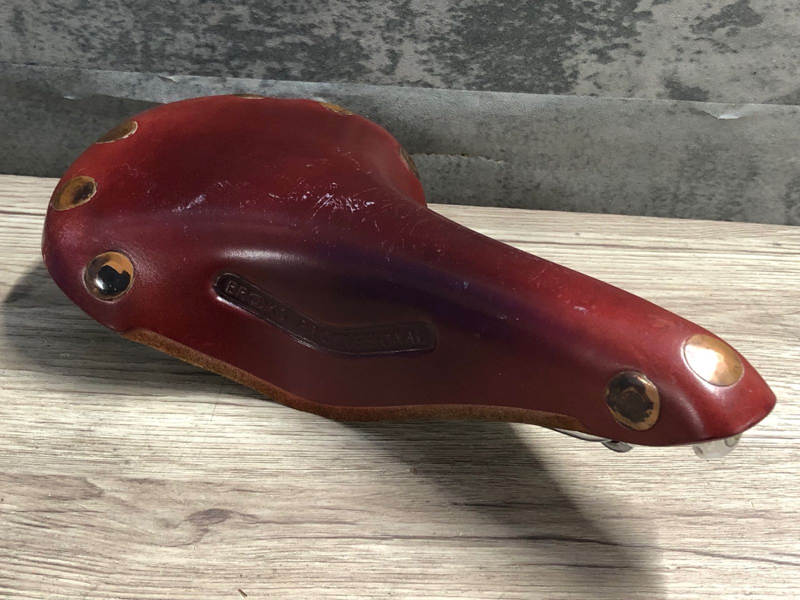 KI381 ブルックス BROOKS PROFESSIONAL 革 サドル