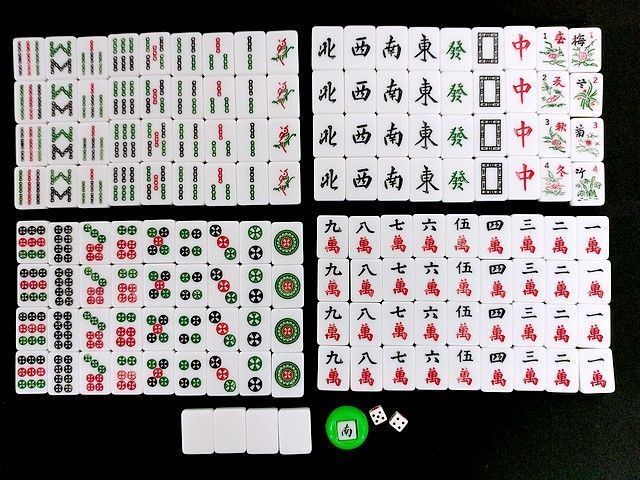 天馬牌 麻雀牌セット 背緑 中国麻雀 ケース入り サイコロ付 レトロ