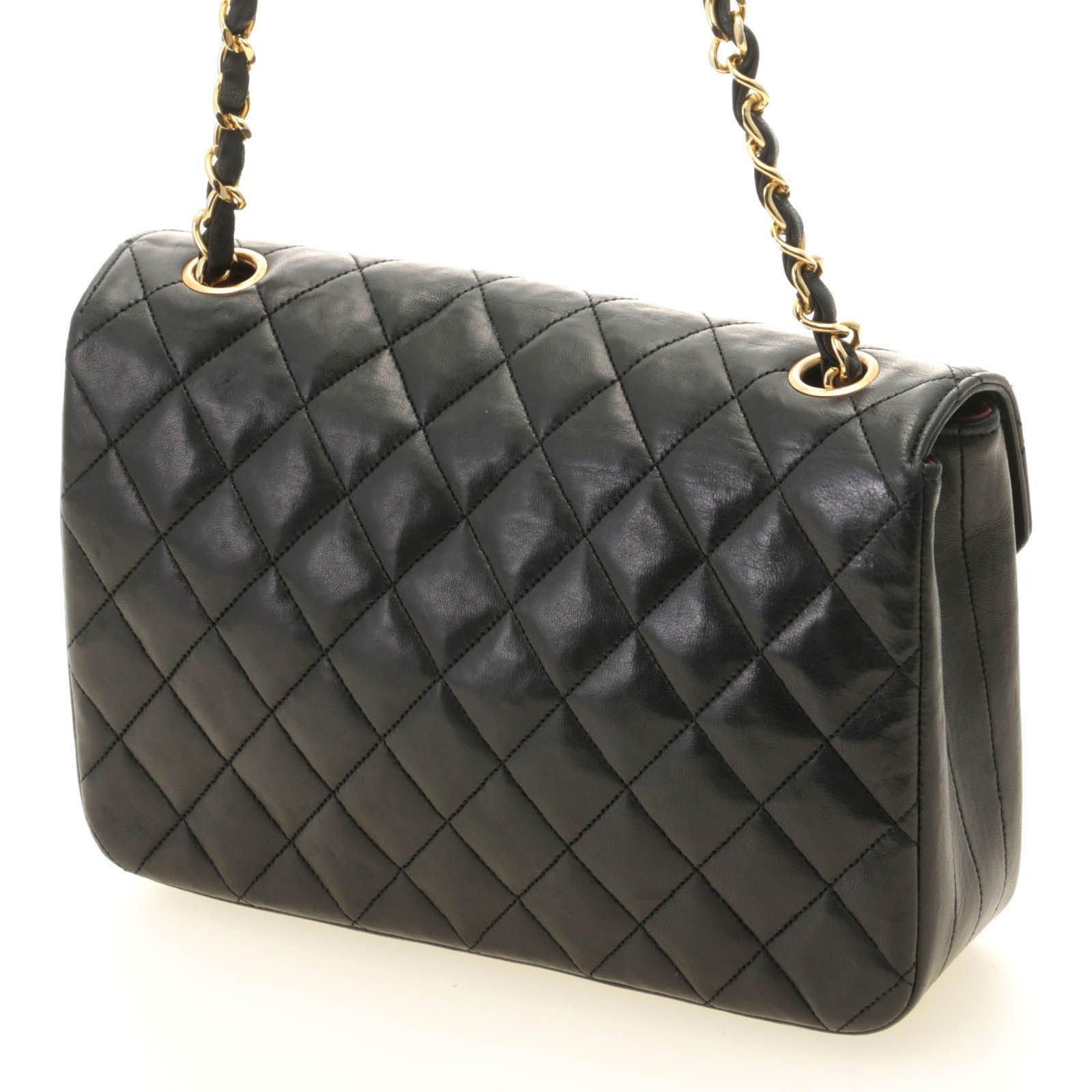 CHANEL シャネル マトラッセ23 ハーフムーンフラップチェーン