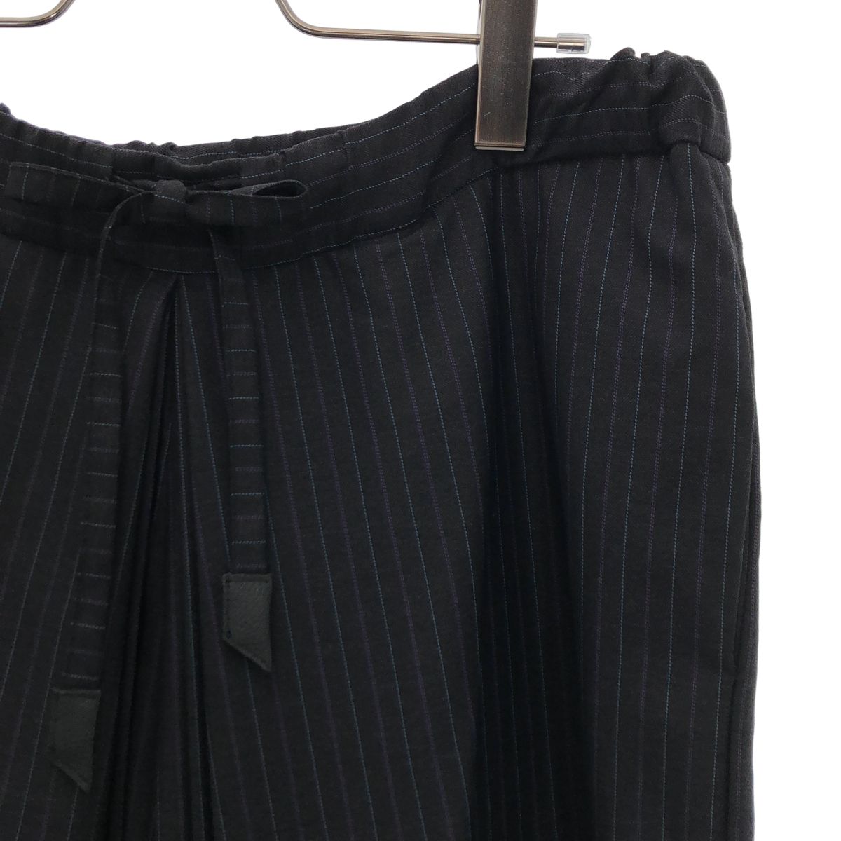 【美品】 GEOFFREY B.SMALL / ジェフリーBスモール | ダブルプリーツ ストライプトラウザー 袴パンツ | 44/48 | ブラック | メンズ