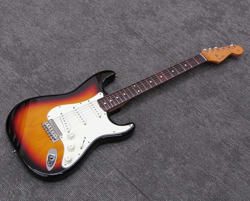 Fender フェンダー Made in Japan Traditional 60s Stratocaster ストラトキャスター ギター