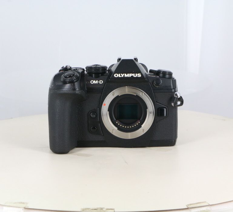 【中古】(オリンパス) OLYMPUS OM-D E-M1 MarkII ボディ