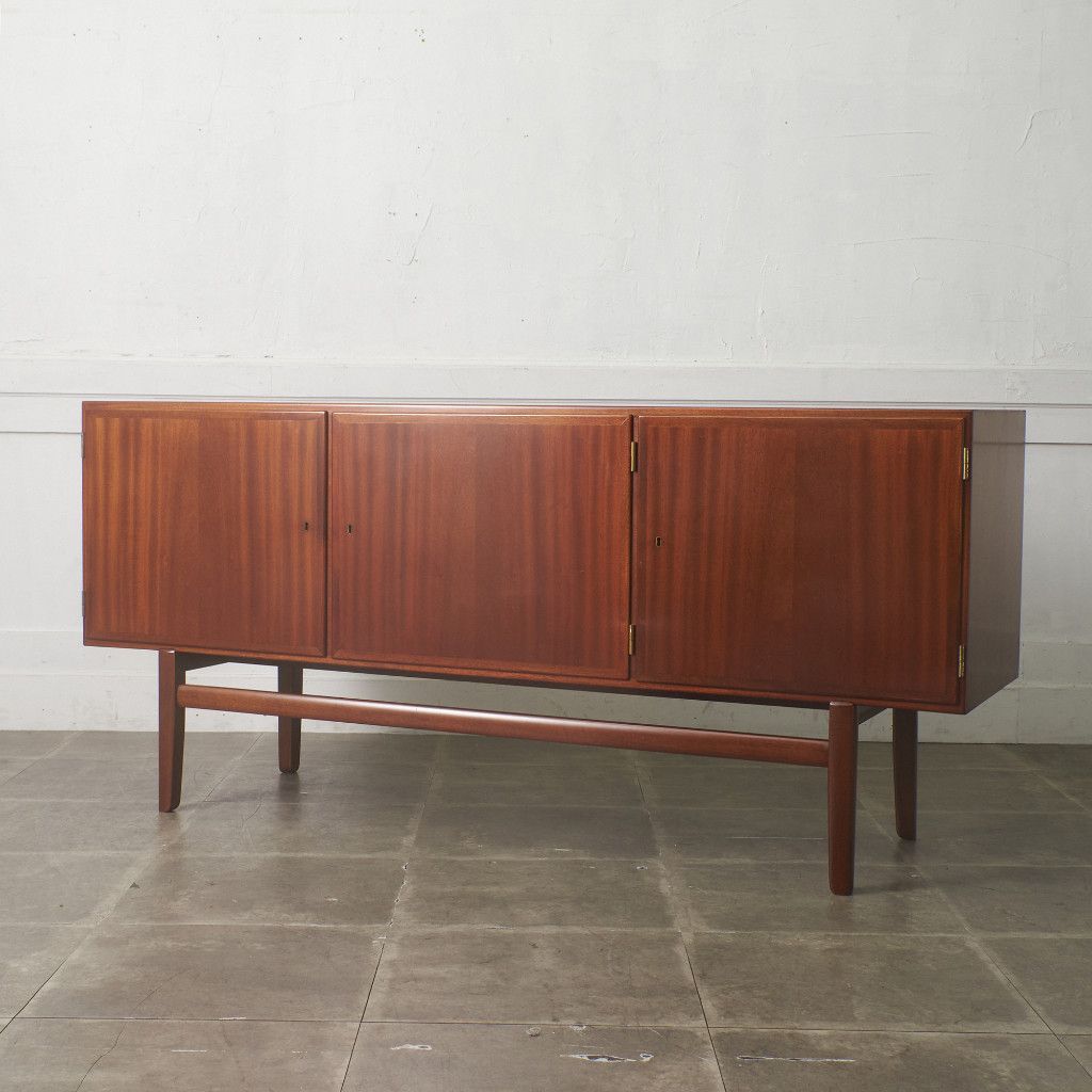 デンマーク Ole Wanscher サイドボード Rungstedlund 北欧 ヴィンテージ マホガニー PJ furniture オーレ ヴァンシャー 鍵付 101885