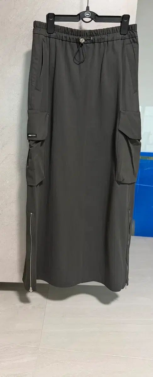 システムカーゴスカート