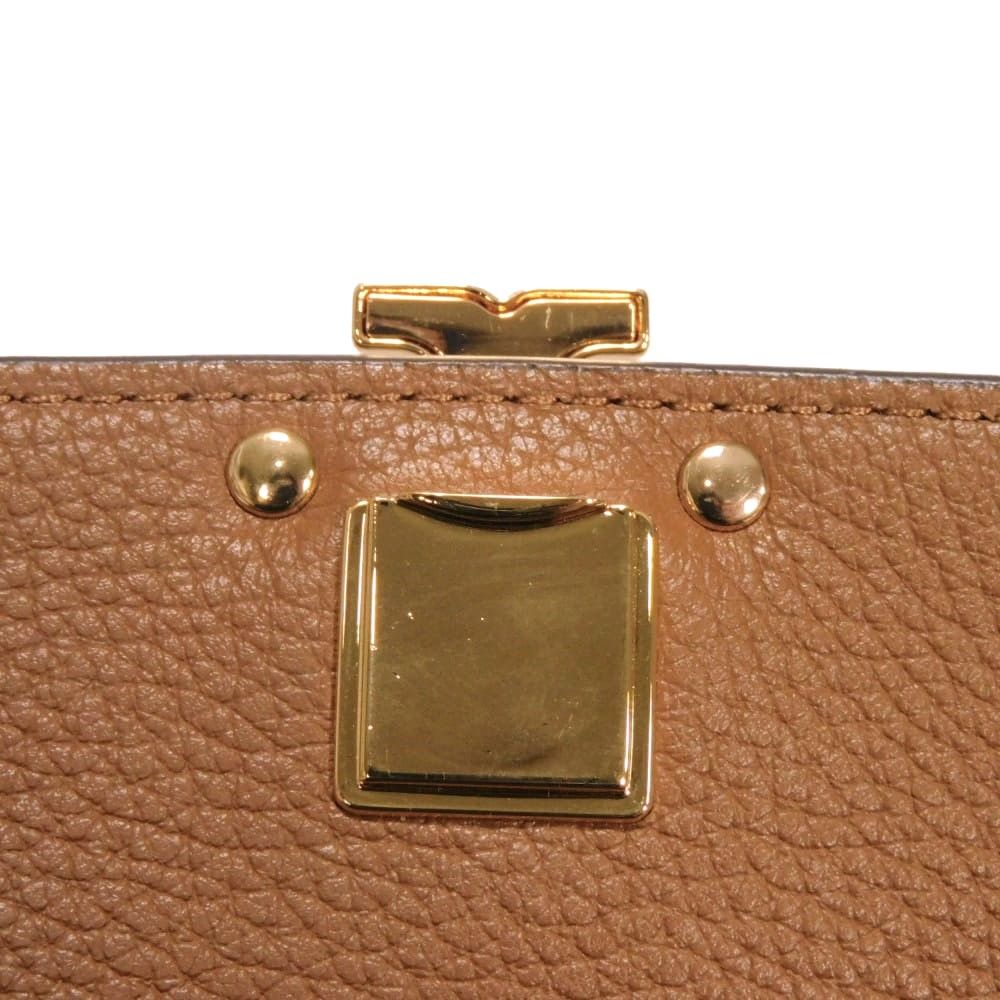 Tory Burch トリーバーチ プリテン チェーン ウォレット ペブル カーフ