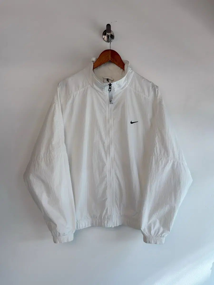NIKE ナイキ NRG オーバーサイズ ソロスウッシュ 白 ウーブン トラック ウィンドブレーカー ジャケット