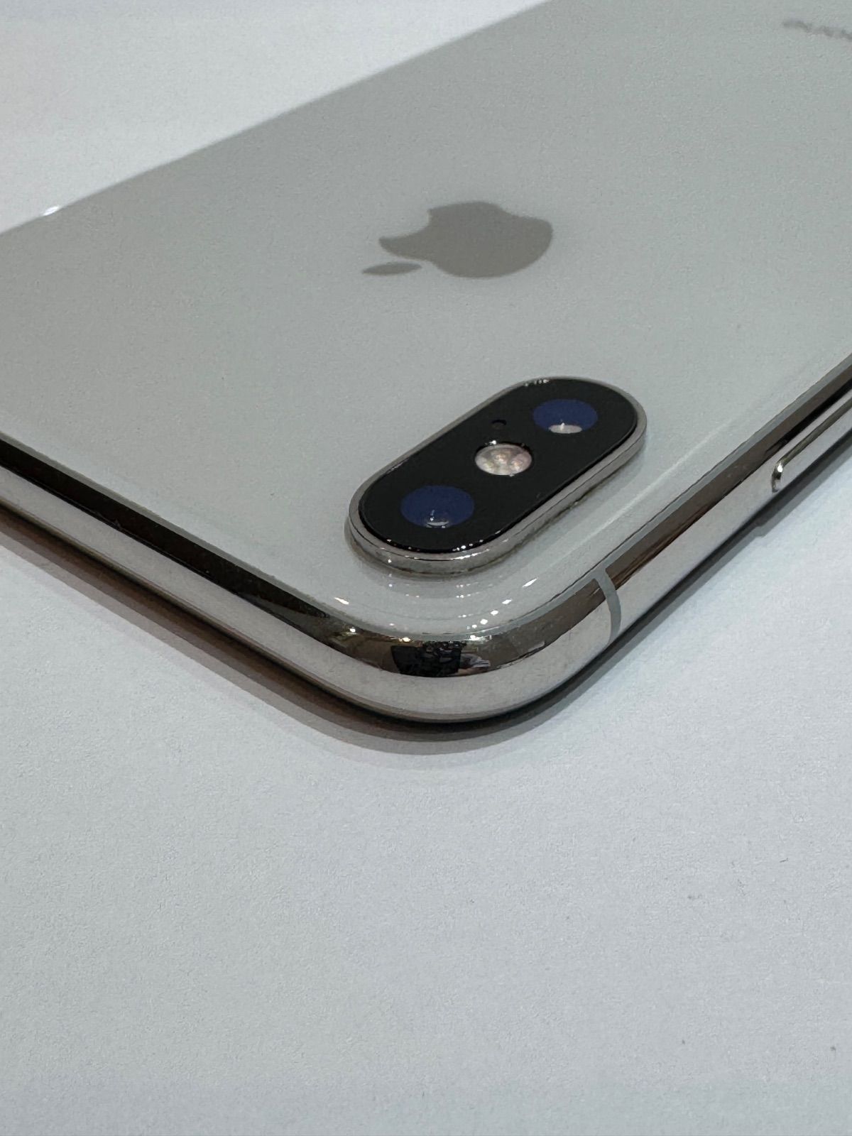 iPhoneX 64GB シルバー SIMフリー - メルカリ