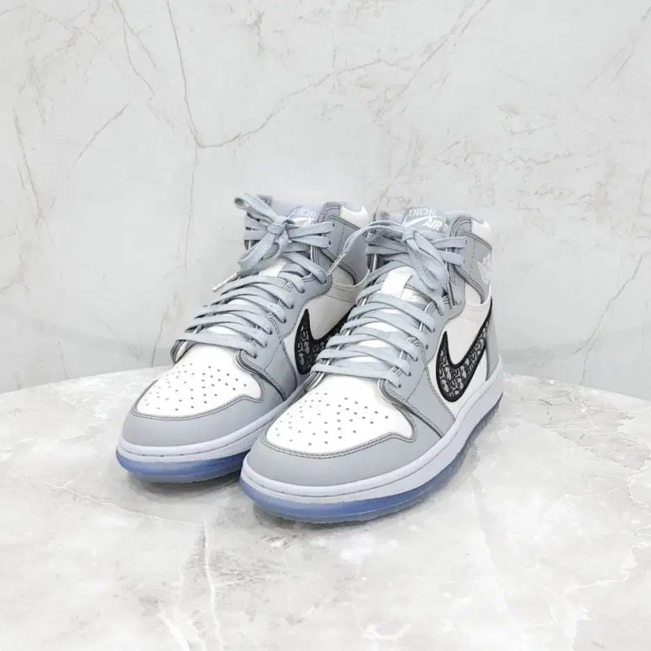 42 / ディオール X NIKE エアジョーダン1 ハイ OG スニーカー