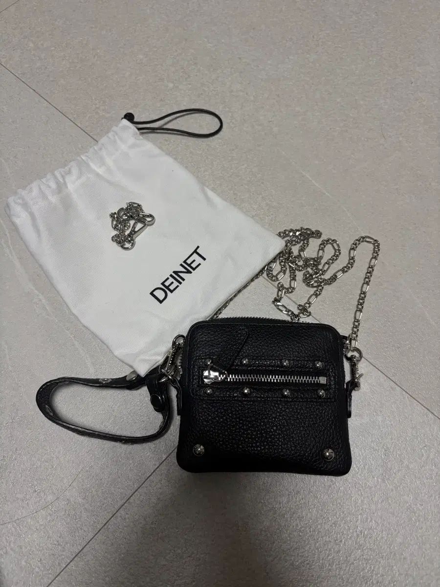 ダイニット スタッズ クロス チェーンウォレット stud cross chain warret